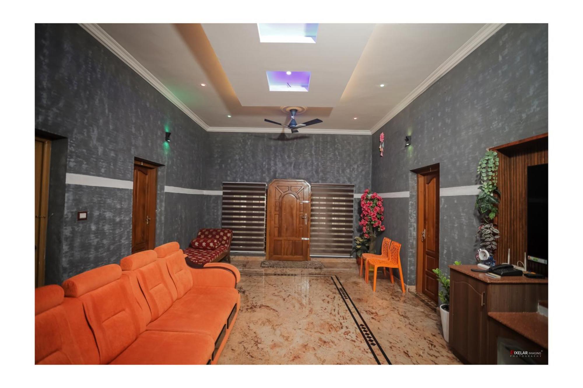 Отель Gilead Holliday Tamarakulam Экстерьер фото