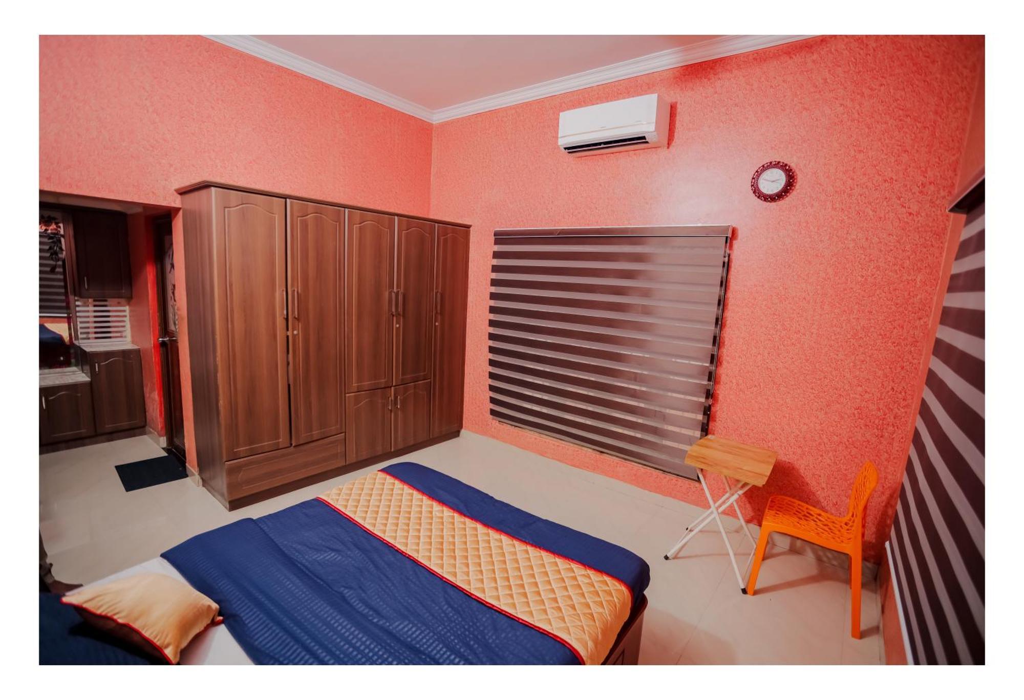 Отель Gilead Holliday Tamarakulam Экстерьер фото